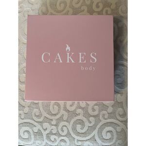 Cakes Body Mini Cake Circles™️ Plus Size Cakes in Honey